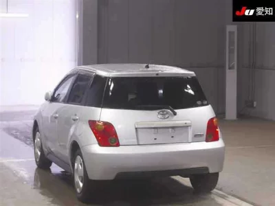 Toyota Ist