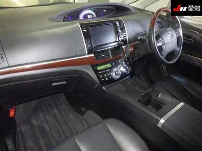 Toyota Estima Hybrid