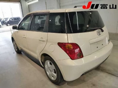 Toyota Ist