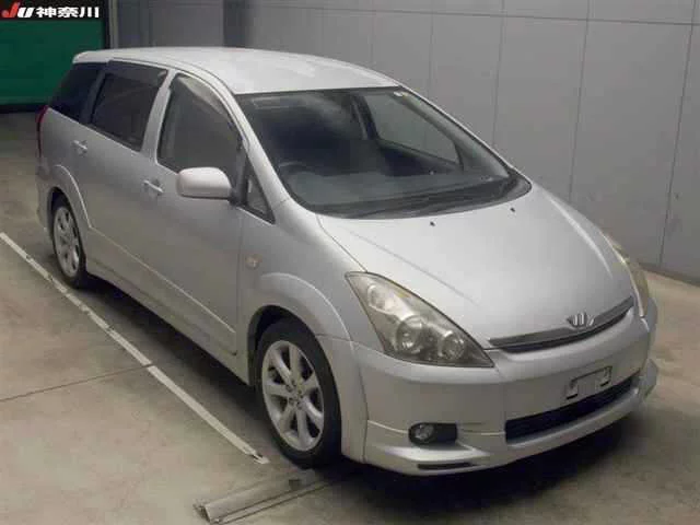 Toyota Wish  с аукциона в Японии