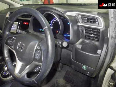 Honda FIT HYBRID