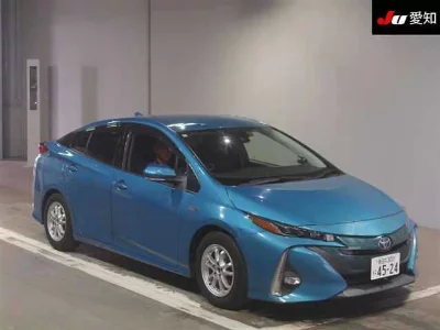 Toyota Prius PHV