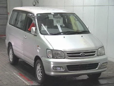 Toyota TownAce Noah