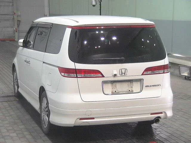 Honda Elysion  с аукциона в Японии