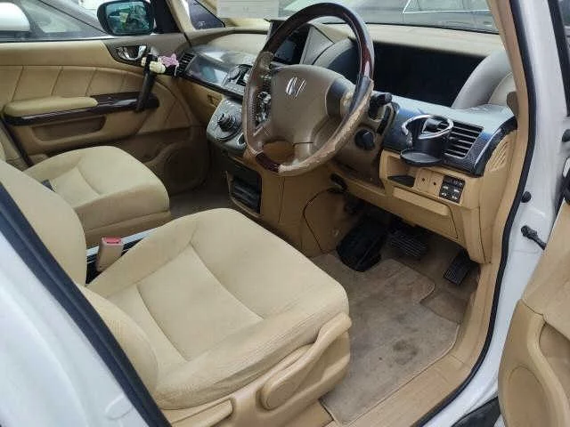Honda Elysion  с аукциона в Японии