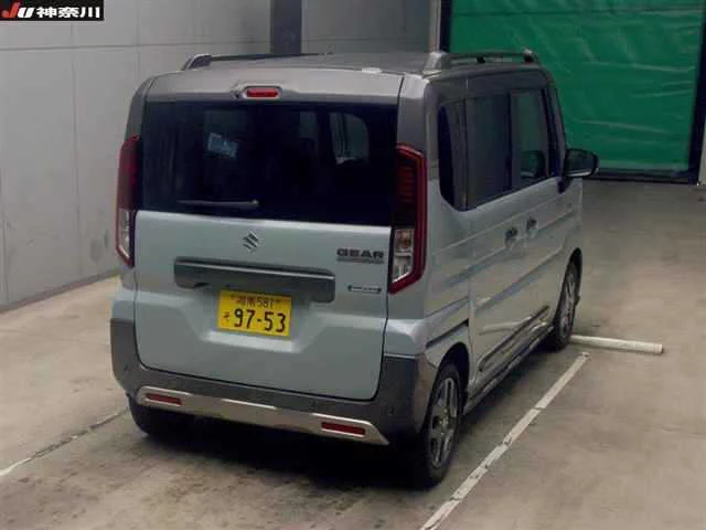 Suzuki Spacia Gear  с аукциона в Японии