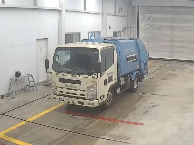 Isuzu Elf  с аукциона в Японии