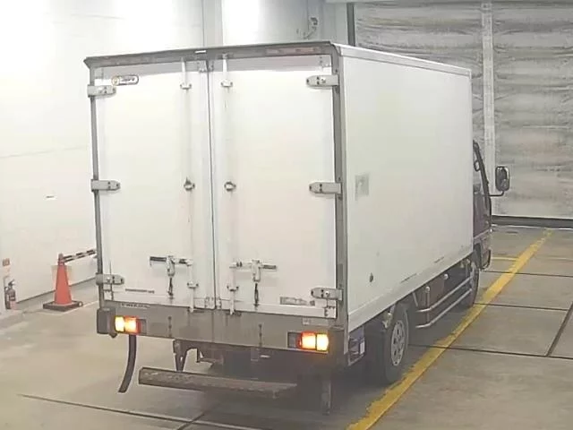 Isuzu Elf  с аукциона в Японии