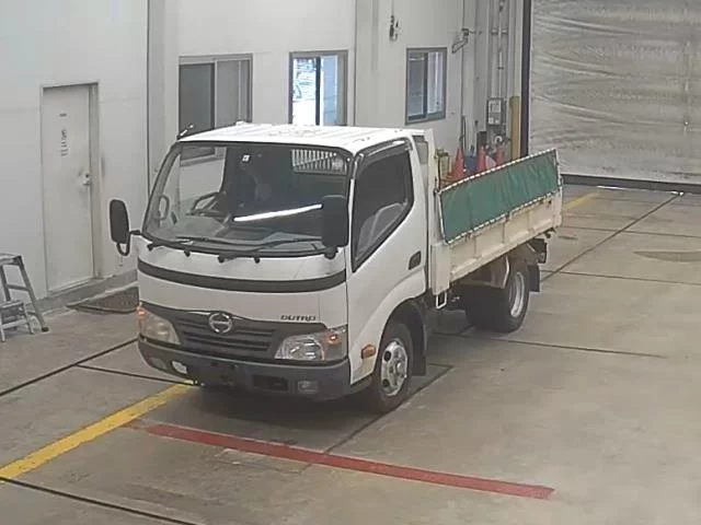 Hino Dutro  с аукциона в Японии