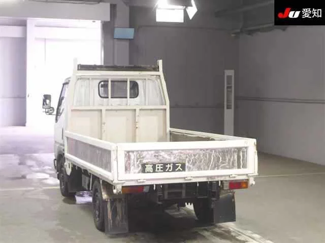 Mitsubishi Fuso Canter  с аукциона в Японии
