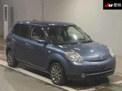 Mazda Verisa