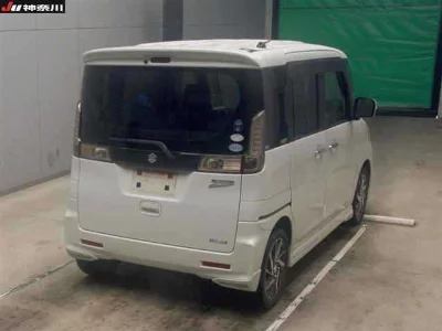 Suzuki Spacia Custom