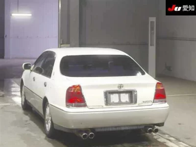 Toyota CROWN MAJESTA