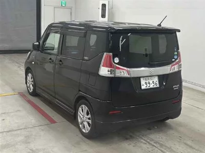 Suzuki Solio