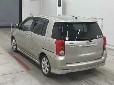 Toyota Raum