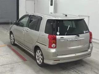 Toyota Raum