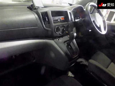 Nissan NV200 VANETTE VAN