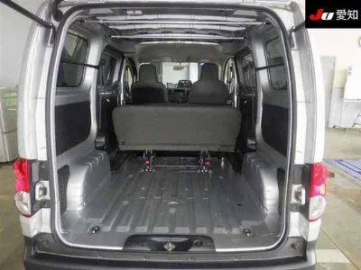 Nissan NV200 VANETTE VAN
