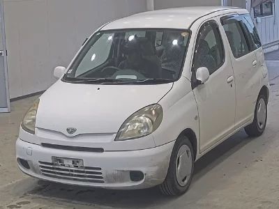 Toyota FUN CARGO