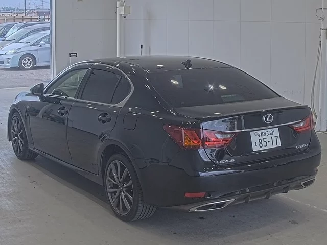 Lexus GS  с аукциона в Японии