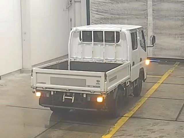 Mitsubishi Fuso Canter  с аукциона в Японии