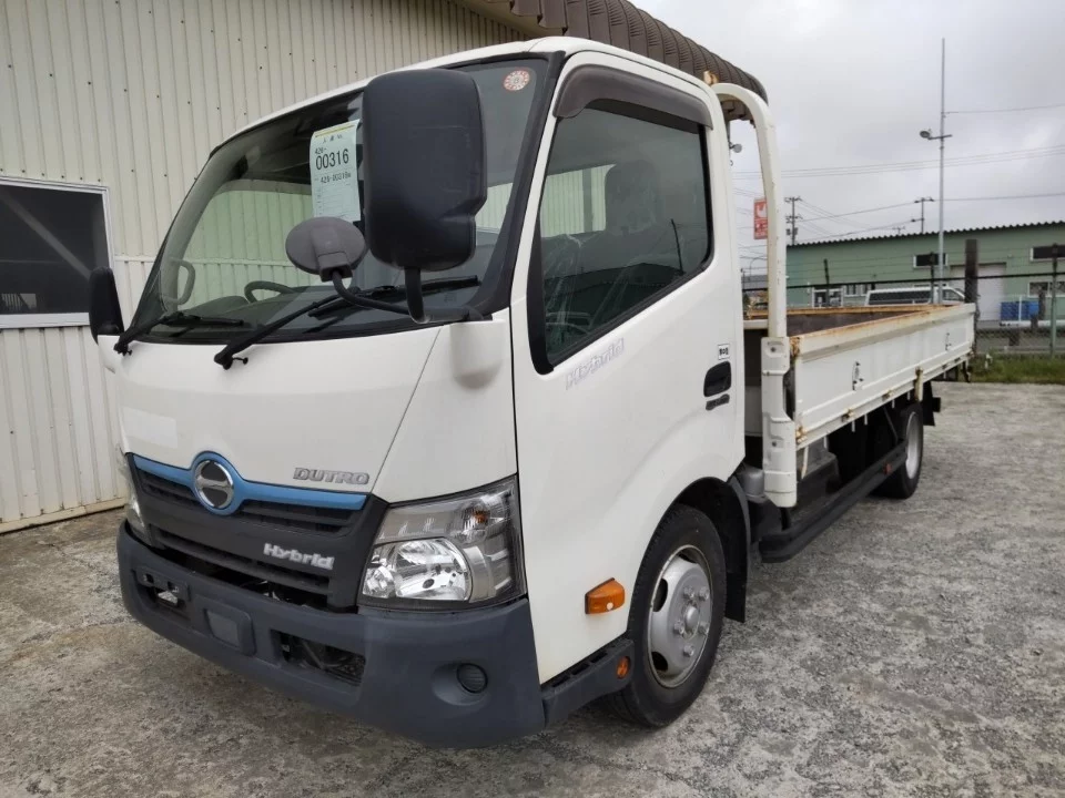 Hino Dutro  с аукциона в Японии