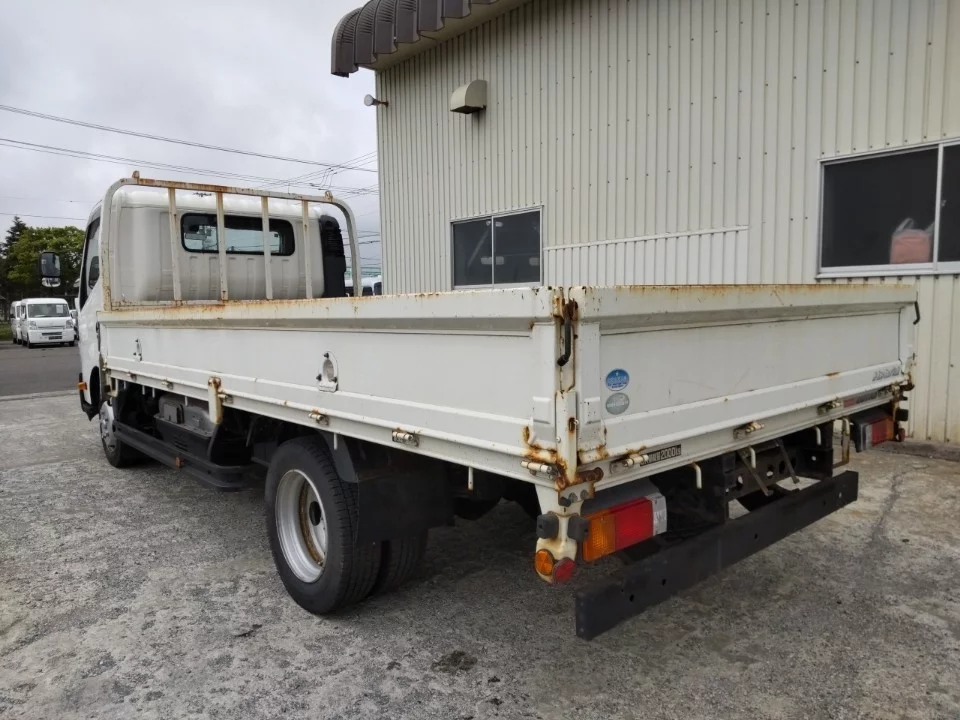 Hino Dutro  с аукциона в Японии