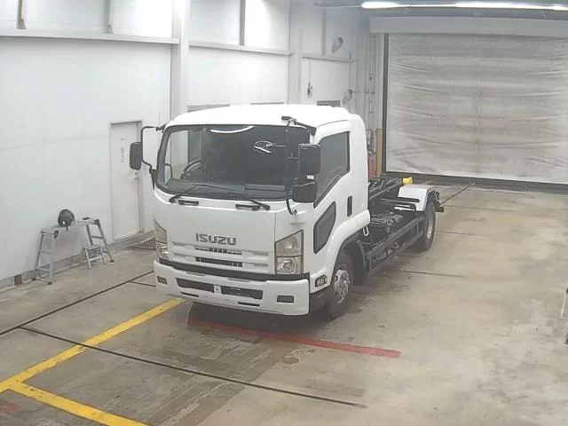 Isuzu Forward  с аукциона в Японии