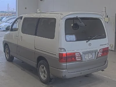 Toyota GRAND HIACE