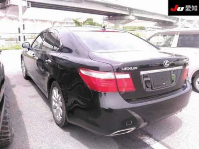 Lexus LS460L