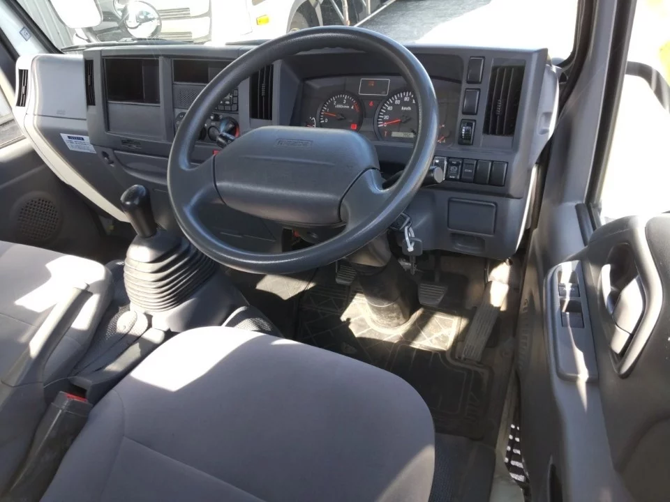 Mazda Titan  с аукциона в Японии