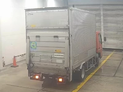 Mitsubishi Fuso Canter