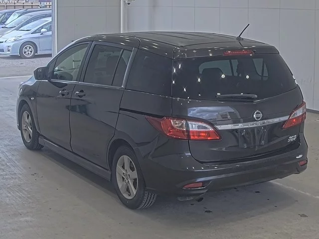 Nissan Lafesta  с аукциона в Японии