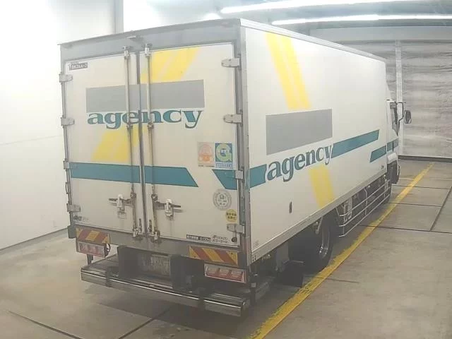 Isuzu Forward  с аукциона в Японии