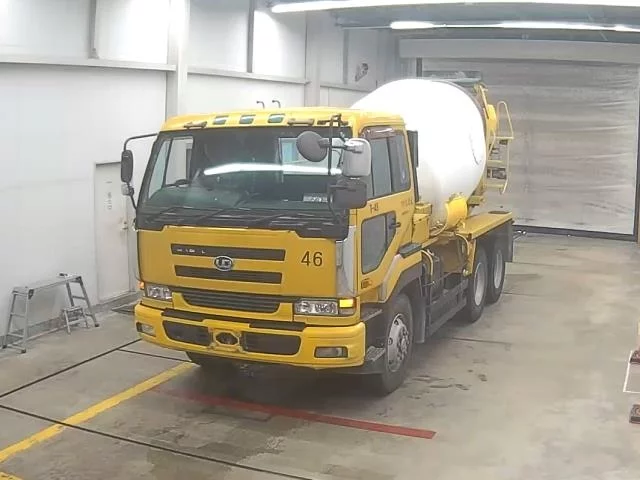 Nissan UD  с аукциона в Японии