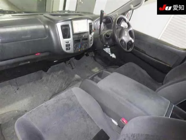 Nissan Caravan  с аукциона в Японии