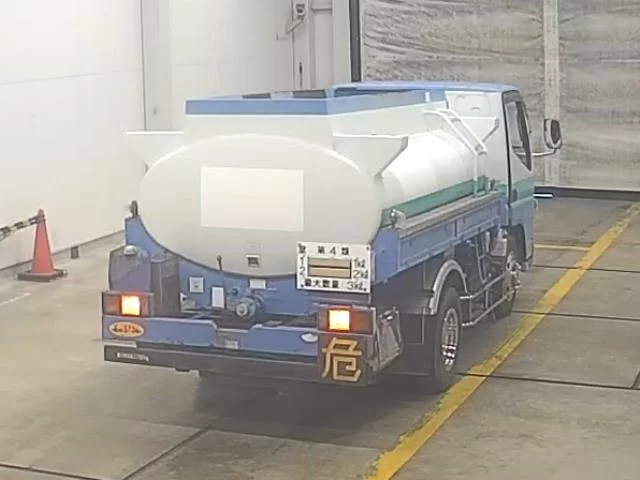 Mitsubishi Fuso Canter  с аукциона в Японии