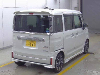 Suzuki Spacia Custom
