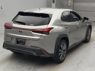 Lexus UX250h