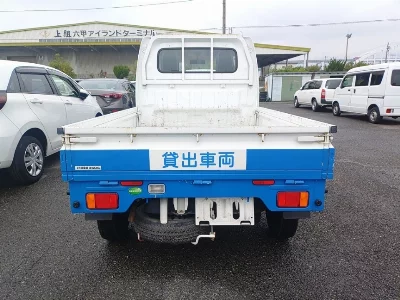 Nissan NT100 Clipper