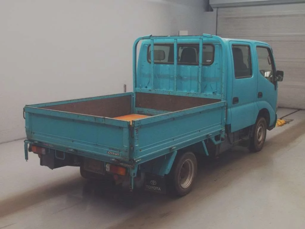 Toyota Dyna  с аукциона в Японии