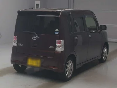 Toyota Pixis Space