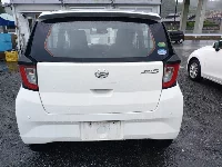 Цена авто Daihatsu  с аукционов Японии, номер кузова LA350S, пробег 128 000, оценка 8
