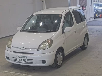 Toyota FUN CARGO
