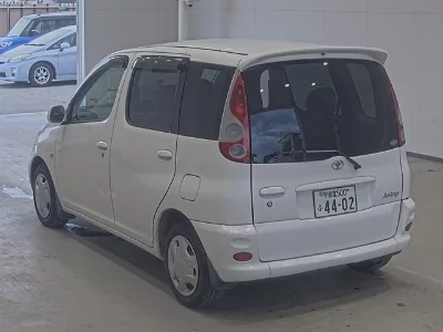 Toyota FUN CARGO
