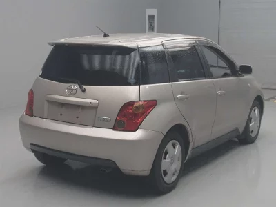 Toyota Ist