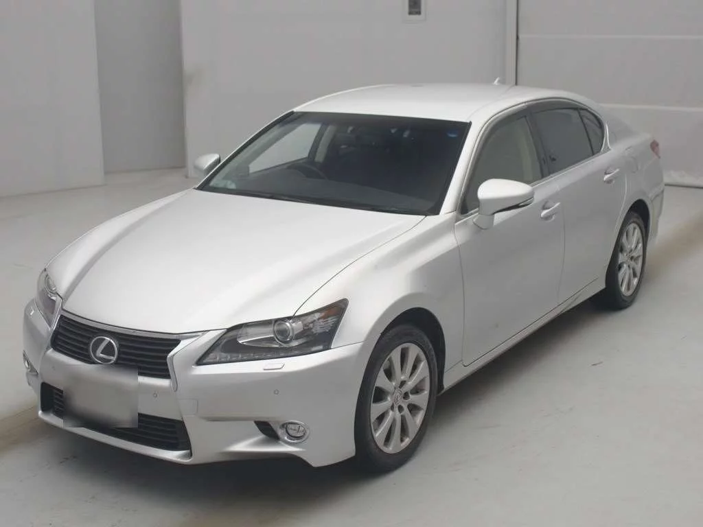 Lexus GS  с аукциона в Японии