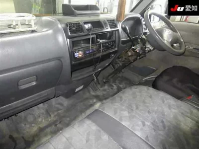 Nissan Vanette