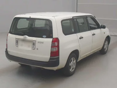 TOYOTA SUCCEED VAN