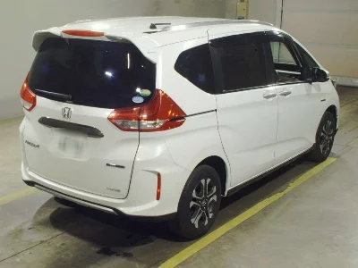 Honda FREED + HYBRID